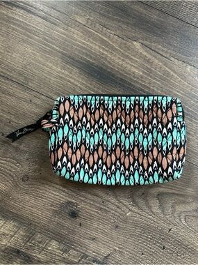 Vera Bradley Cosmetic Bag - Sierra Stream
*Retired*